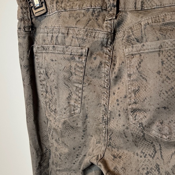 Kut from the Kloth Brown Snake Print Cropped Jeans - Picture 6 of 6